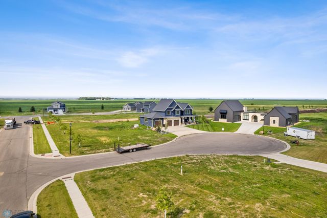 784 5TH Avenue N, Casselton, ND 58012