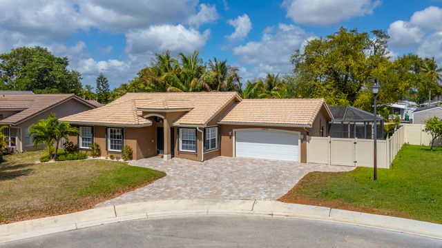 12455 SW 7th Place, Davie, FL 33325