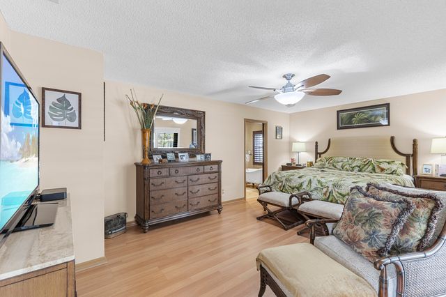 12455 SW 7th Place, Davie, FL 33325