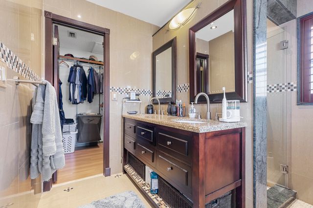 12455 SW 7th Place, Davie, FL 33325