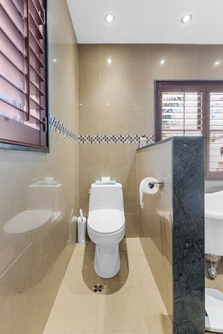 12455 SW 7th Place, Davie, FL 33325