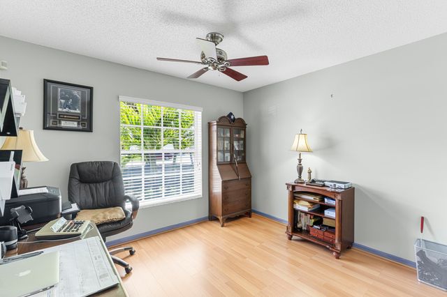 12455 SW 7th Place, Davie, FL 33325