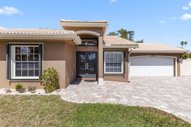 12455 SW 7th Place, Davie, FL 33325