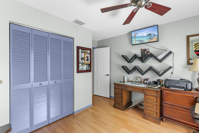 12455 SW 7th Place, Davie, FL 33325