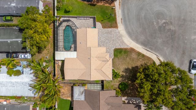 12455 SW 7th Place, Davie, FL 33325