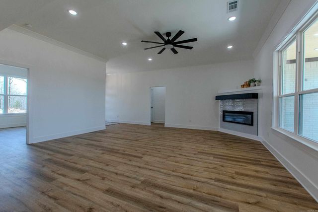 912 Conrad Cove, Jacksonville, AR 72076