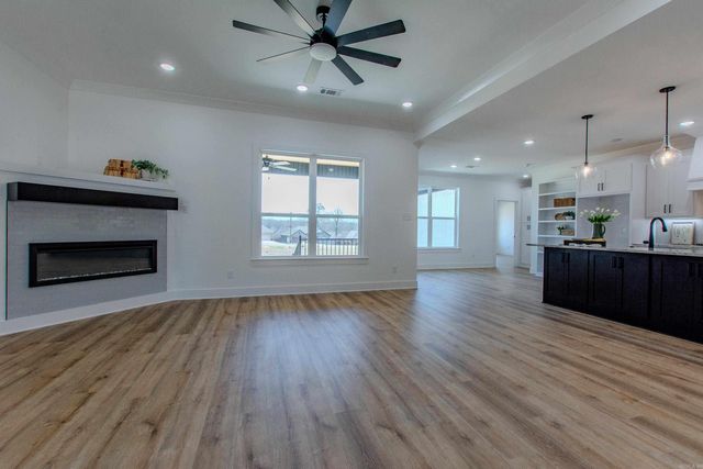 912 Conrad Cove, Jacksonville, AR 72076