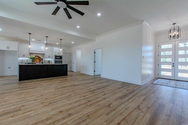 912 Conrad Cove, Jacksonville, AR 72076