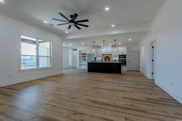 912 Conrad Cove, Jacksonville, AR 72076
