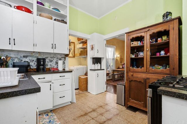140 Parkhill St, Hot Springs, AR 71901
