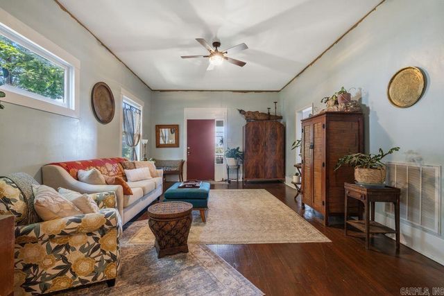 140 Parkhill St, Hot Springs, AR 71901