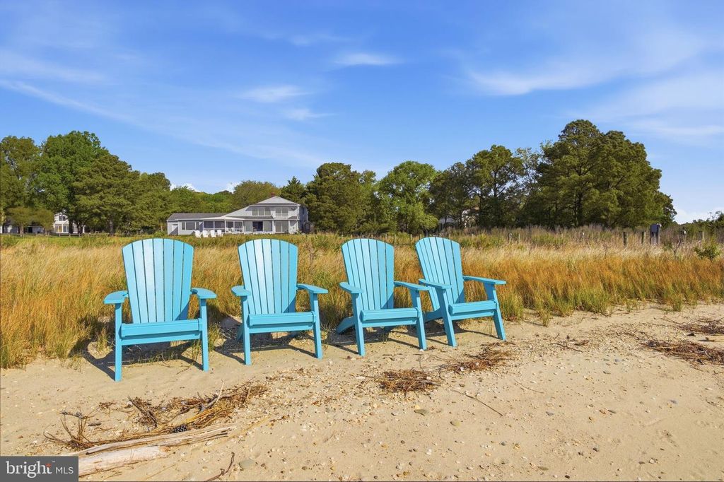 Image 10 of property listing at 24830 DEEPWATER POINT DR, Saint Michaels, MD 21663