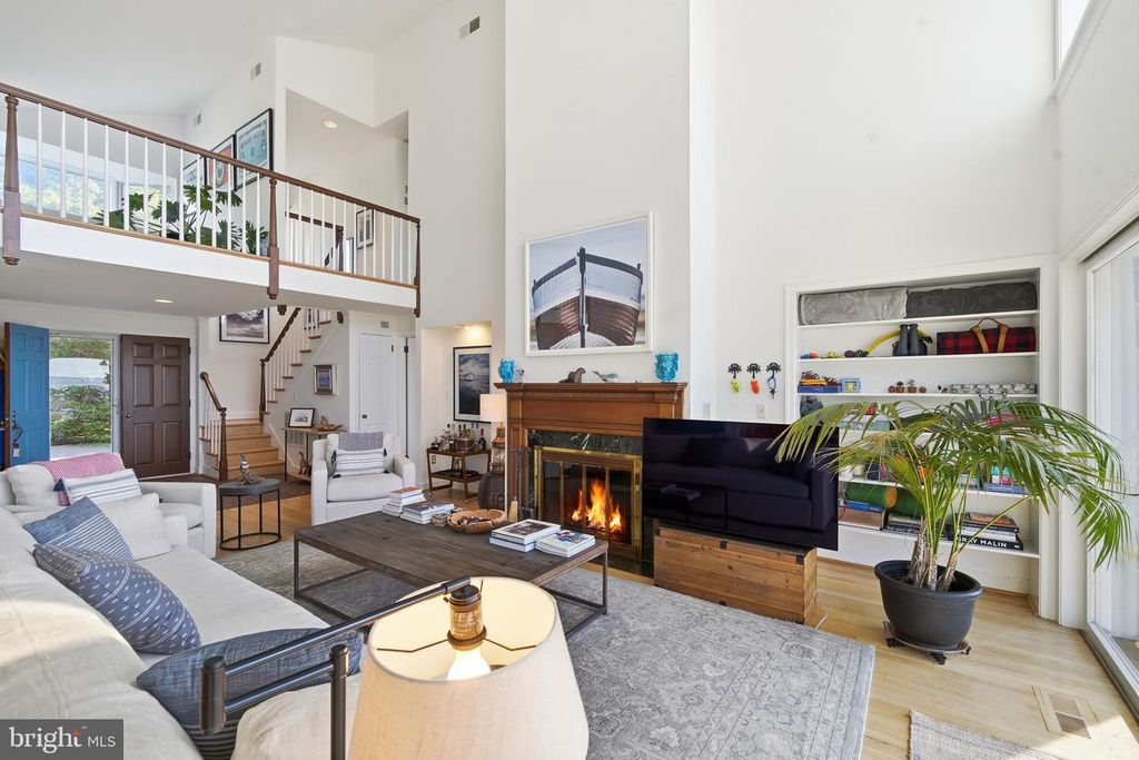 Image 14 of property listing at 24830 DEEPWATER POINT DR, Saint Michaels, MD 21663