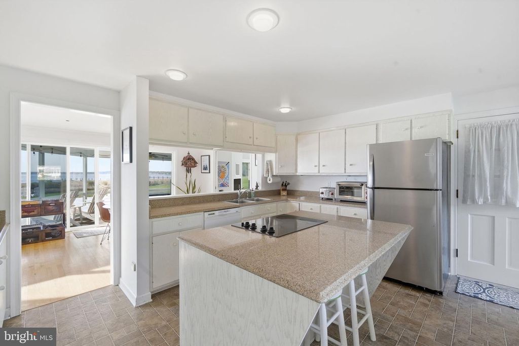 Image 23 of property listing at 24830 DEEPWATER POINT DR, Saint Michaels, MD 21663