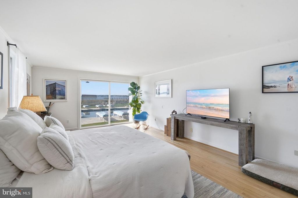 Image 32 of property listing at 24830 DEEPWATER POINT DR, Saint Michaels, MD 21663