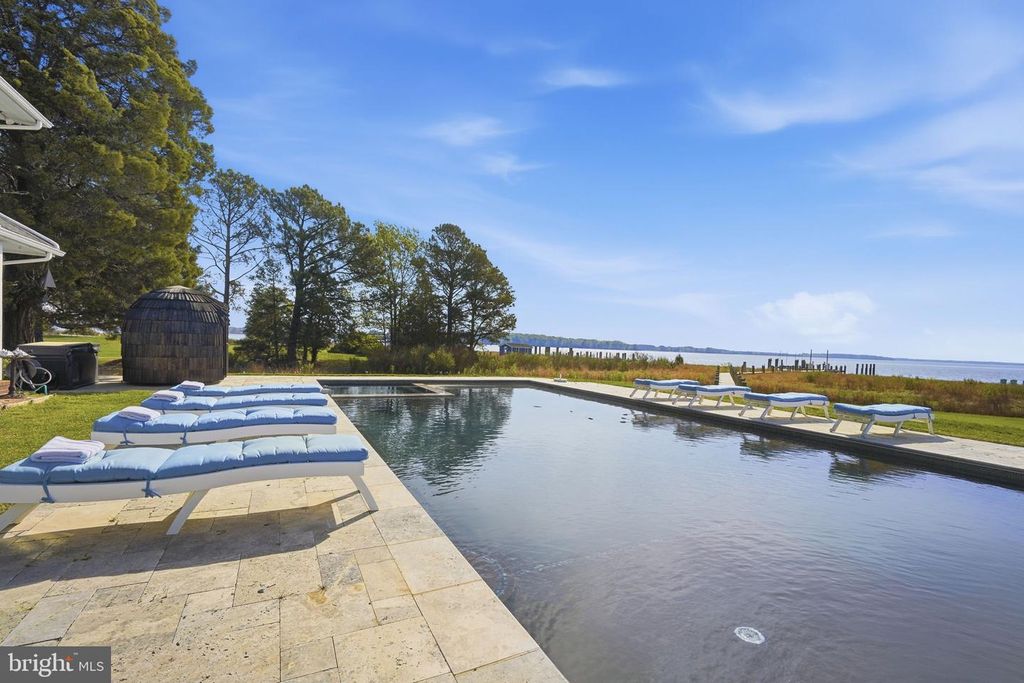 Image 5 of property listing at 24830 DEEPWATER POINT DR, Saint Michaels, MD 21663