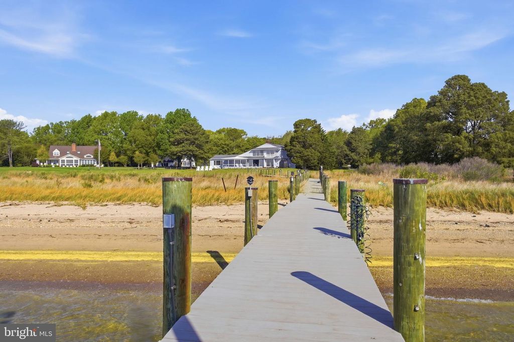 Image 7 of property listing at 24830 DEEPWATER POINT DR, Saint Michaels, MD 21663