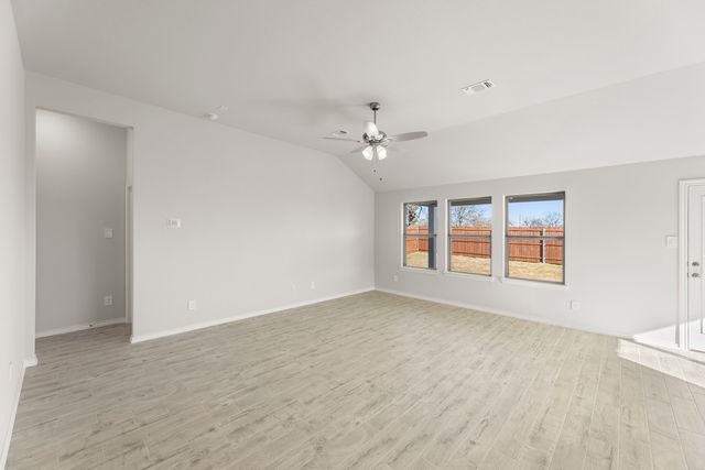 7704 Kingfisher Road, Aubrey, TX 76227