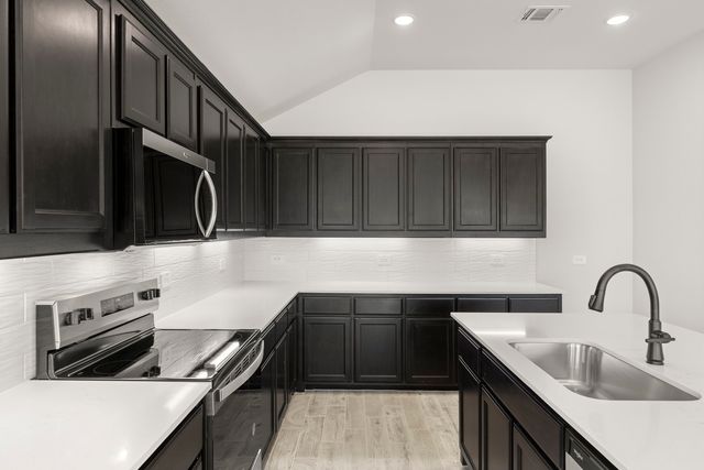 7704 Kingfisher Road, Aubrey, TX 76227