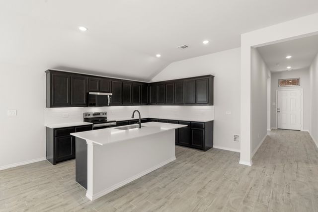 7704 Kingfisher Road, Aubrey, TX 76227