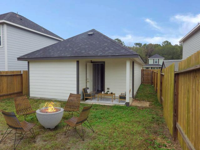 17059 Marie Village Drive, Conroe, TX 77306