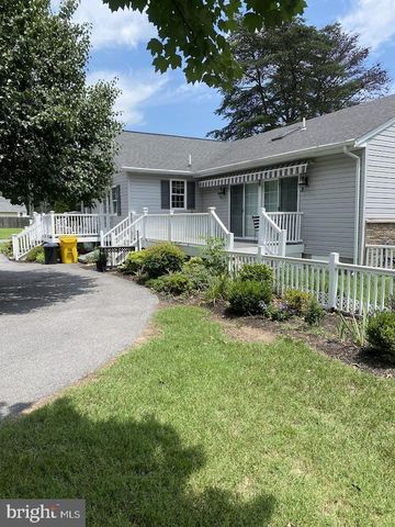 999 SHORELAND DR, Glen Burnie, MD 21060