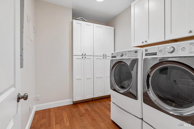 15119 Grove St, Healdsburg, CA 95448