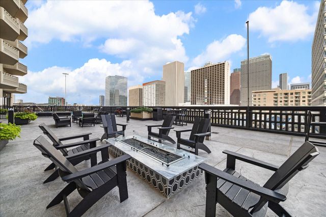 2016 Main Street 2417, Houston, TX 77002