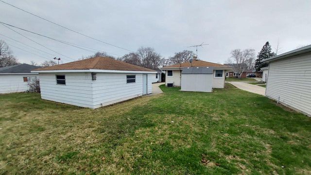 3642 S 95th STREET, Milwaukee, WI 53228
