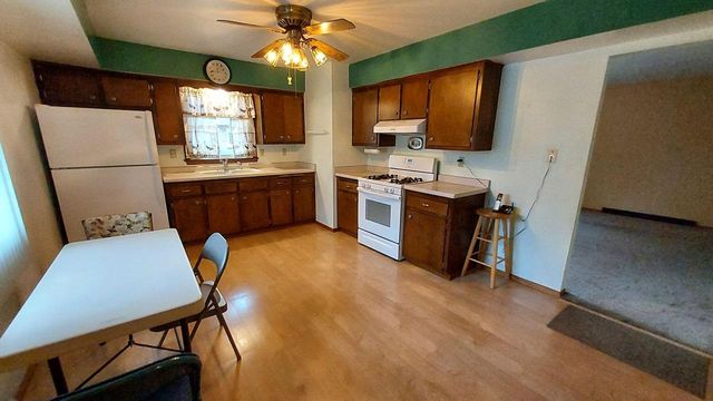 3642 S 95th STREET, Milwaukee, WI 53228