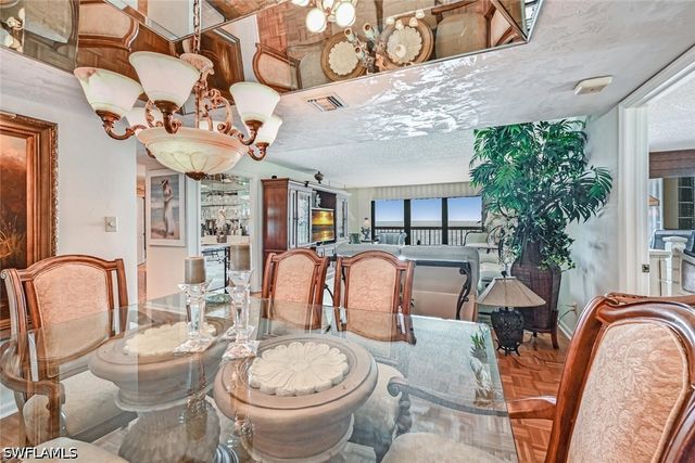 4551 Gulf Shore BLVD N 1001, Naples, FL 34103