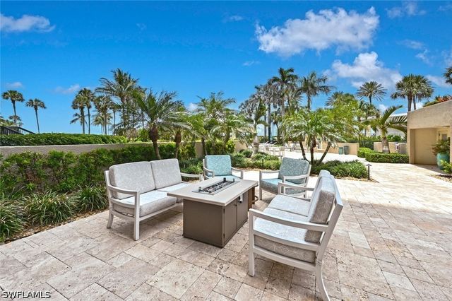 4551 Gulf Shore BLVD N 1001, Naples, FL 34103