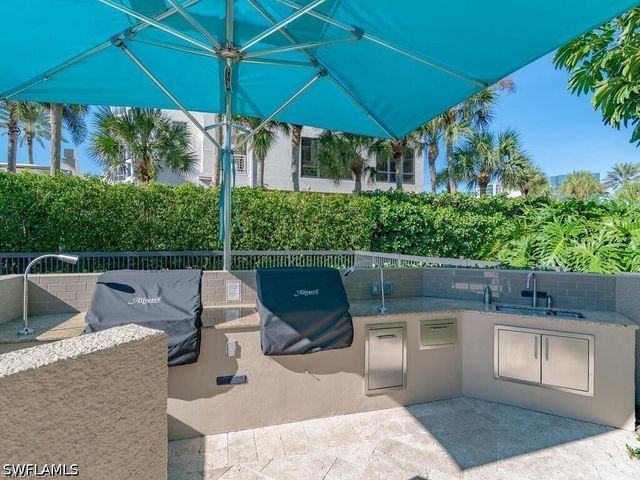 4551 Gulf Shore BLVD N 1001, Naples, FL 34103