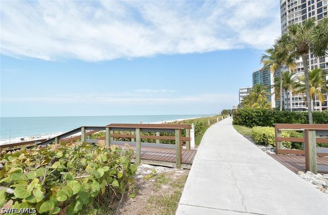 4551 Gulf Shore BLVD N 1001, Naples, FL 34103