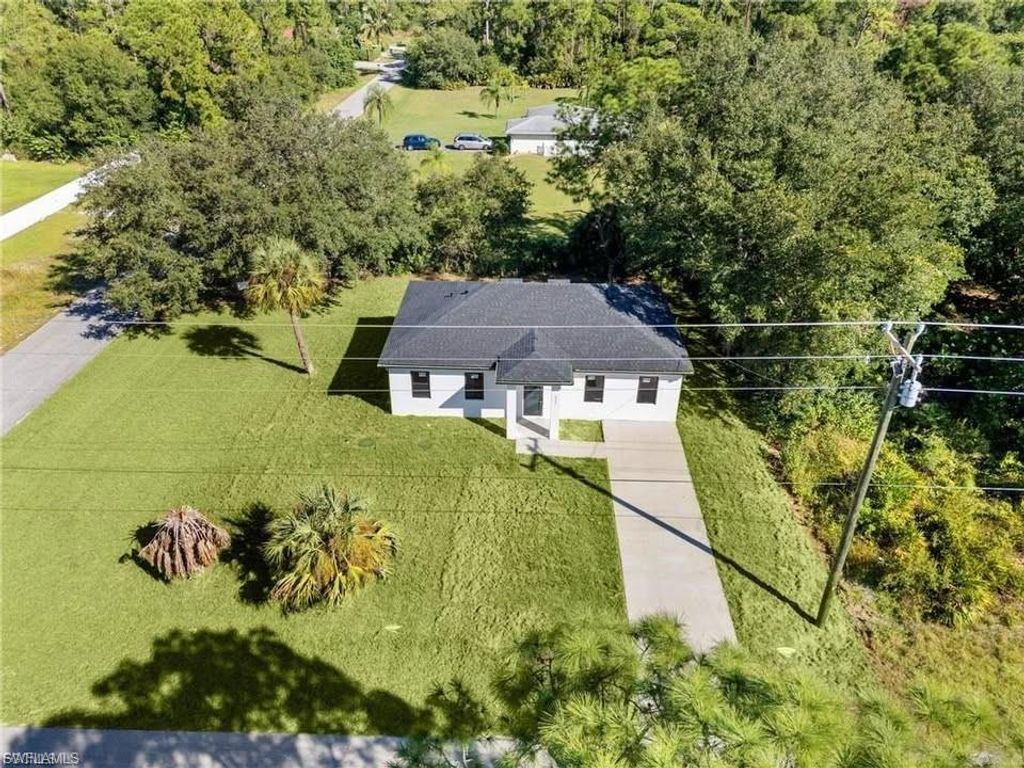 3501 E 10th ST, LEHIGH ACRES, FL 33972 — photo 2