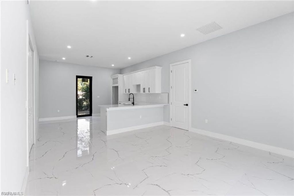 3501 E 10th ST, LEHIGH ACRES, FL 33972 — photo 4
