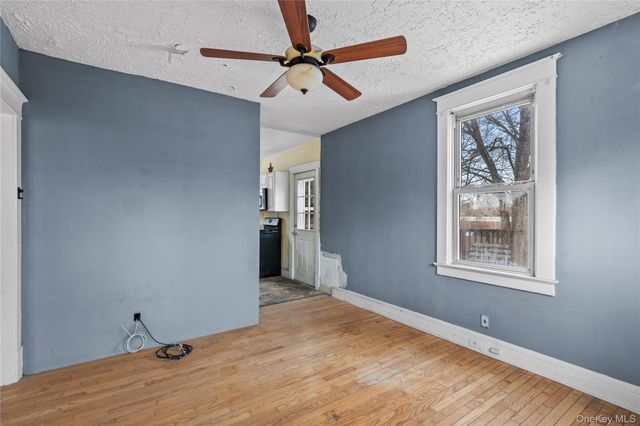 21 Stephens Lane, Tappan, NY 10983