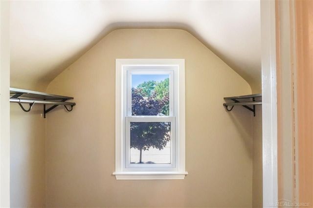 1202 Palmer Court, Port Huron, MI 48060