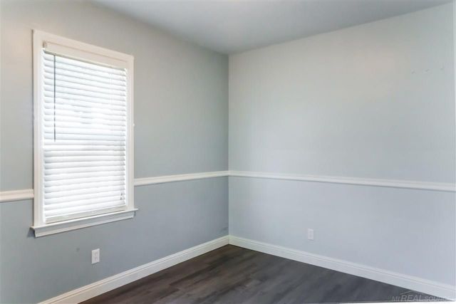 1202 Palmer Court, Port Huron, MI 48060