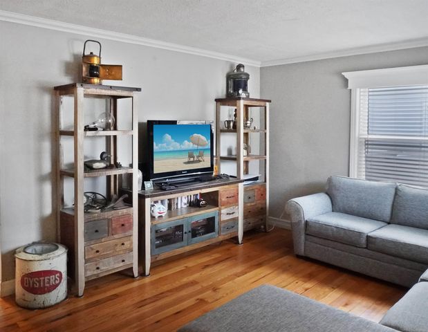 1202 Palmer Court, Port Huron, MI 48060