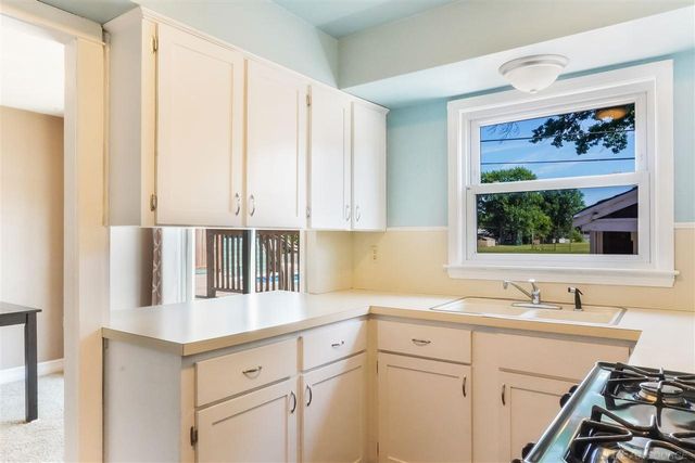 1202 Palmer Court, Port Huron, MI 48060