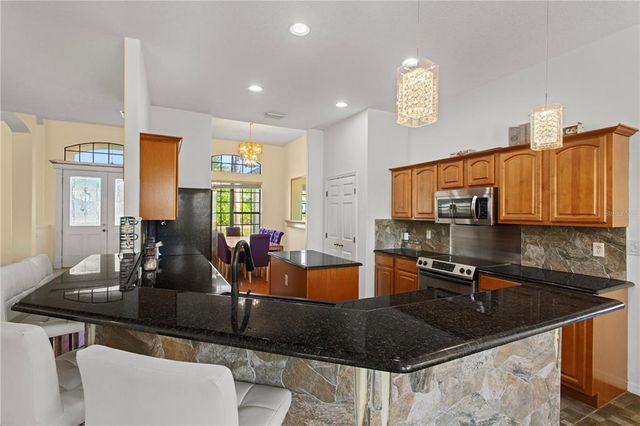 5810 HAMPSHIRE AVENUE, Orlando, FL 32833