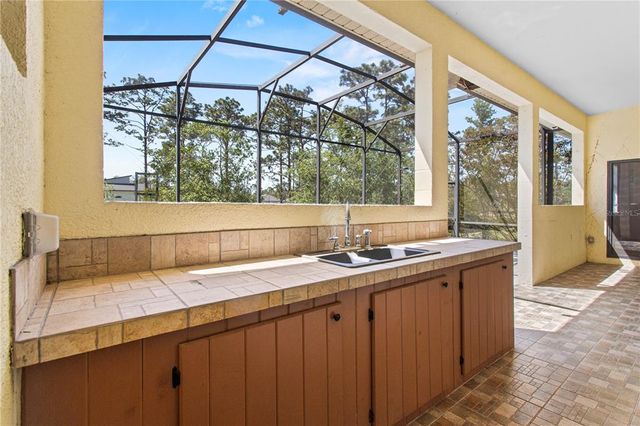 5810 HAMPSHIRE AVENUE, Orlando, FL 32833
