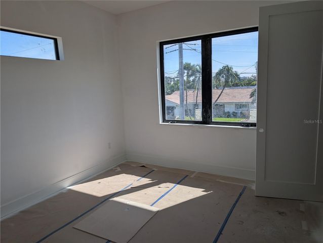 4086 13TH LANE NE, St Petersburg, FL 33703