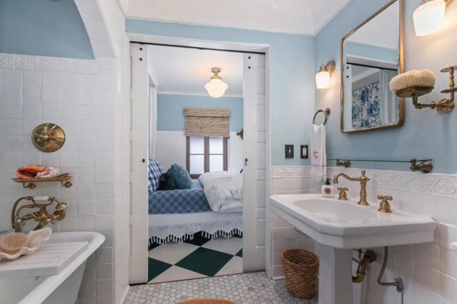 1008 S Ditmar Street, Oceanside, CA 92054
