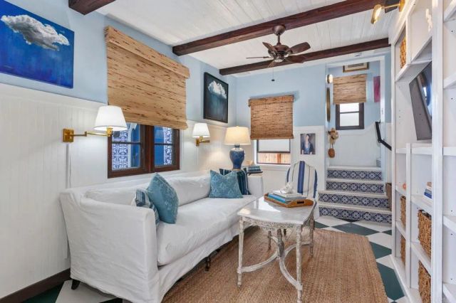1008 S Ditmar Street, Oceanside, CA 92054