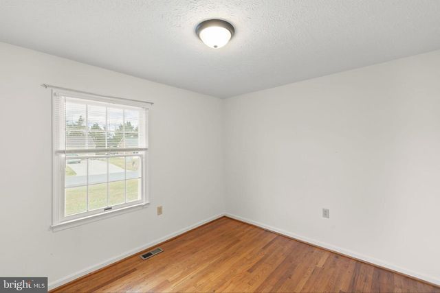 111 MEADOWVIEW CT, Winchester, VA 22602