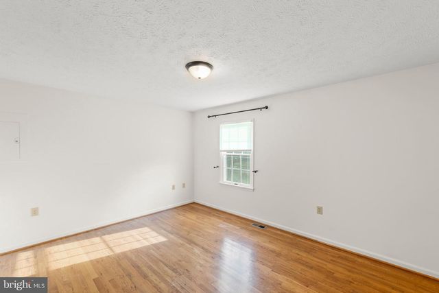 111 MEADOWVIEW CT, Winchester, VA 22602