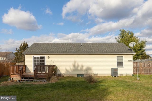 111 MEADOWVIEW CT, Winchester, VA 22602