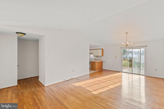 111 MEADOWVIEW CT, Winchester, VA 22602